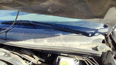 2005-2010 Jeep Grand Cherokee Driver Left Windshield Wiper Arm Oem Blade Lever