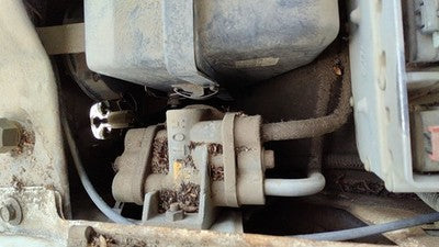 1993 Chevy S10 Blazer Oil Filter Adapter Housing Oem 4.3L