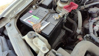 2000-2004 Nissan Xterra Complete Battery Box Mount Tray With Hold Down Oem 3.3L