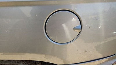 04-08 Chrysler Pacifica Fuel Tank Door With Hinge Gas Lid Oem Filler Silver Ps2