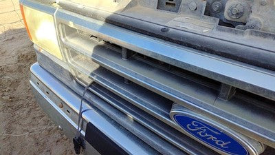 1987-1991 F250 Pickup Front Grille Oem Chrome E9tz8200a