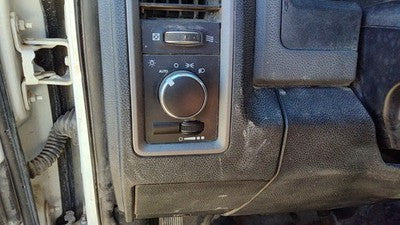 2016 Dodge Ram 4500 Headlight Switch Assembly Oem Knob Dash