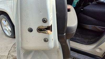 2007-2011 Chevy Tahoe Driver Left Rear Door Latch With Rods/cables Oem Back