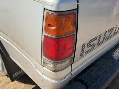 1988-1995 Isuzu Pup Driver Left Tail Light Brake Lamp Oem Rear 4782777