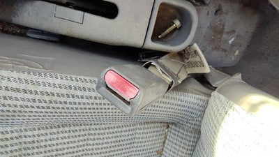 1997 Ford Aspire Driver Left Front Seat Belt Buckle Receiver Oem Gray