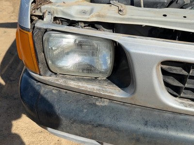 1991-1992 Isuzu Pup Front Grille Assembly Oem Silver 8970138575