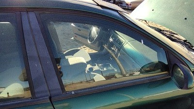 1996-2007 Ford Taurus Passenger Right Front Side Window Door Glass Oem