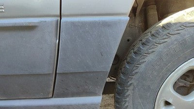2001-2003 Jeep Grand Cherokee Passenger Right Moulding From Fender Trim Strip