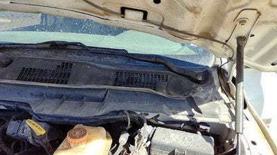 2011-2017 Dodge Ram 4500 Driver Left Windshield Wiper Arm Oem Blade 55277449Ab