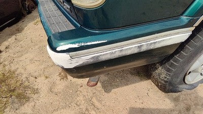 1996 S10 Blazer Passenger Right Rear Moulding Bumper End Cap Oem Green