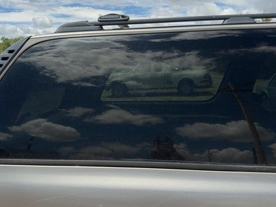 2000-2006 Chevy Suburban Passenger Right Rear Quarter Glass Back Side Window Oem
