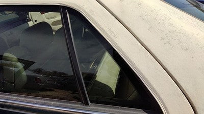 1998-04 Cadillac Seville Driver Left Rear Vent Window Back Door Glass With Frame