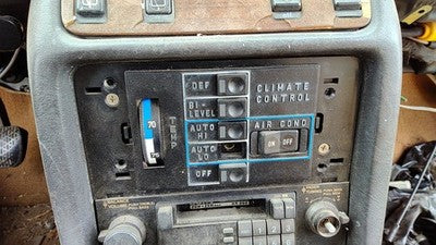 1977-1981 Mercedes 300Td Temperature Control Module In Dash Heater Ac Head Unit