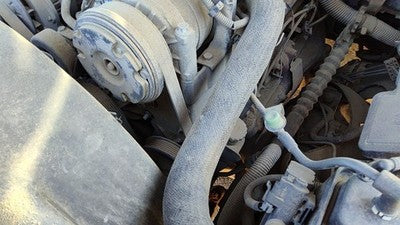 1999 Gmc Yukon Power Steering Pump With Mount Bracket Oem 5.7L
