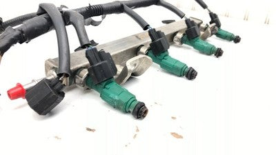 2004 05 Mazda 3 Complete Fuel Rail With Injectors Set With Wiring Harness 2.3L