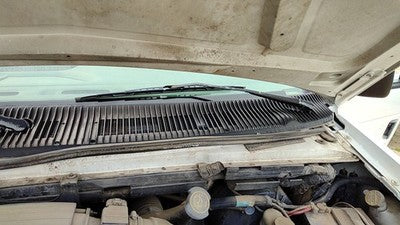 1996 Ford Van E250 Windshield Wiper Cowl Vent Trim Panel Oem Cover