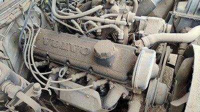1991 Volvo 740 Valve Cover Oem 2.3L