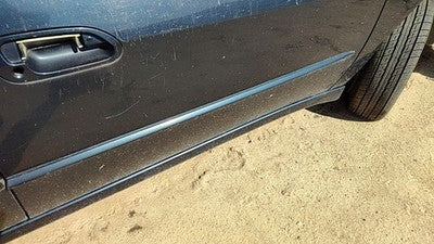 98 99 Honda Accord Passenger Right Front Moulding From Door Oem Trim Strip Gray