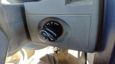 2008 Dodge Grand Caravan Ignition Switch Assembly With Key Complete Electrical