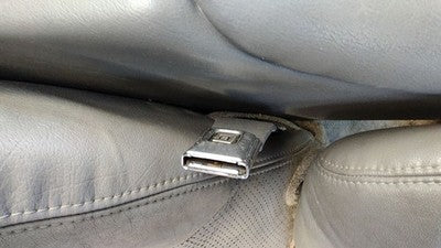 1994 Pontiac Bonneville Driver Left Front Seat Belt Buckle Receiver Oem Gray