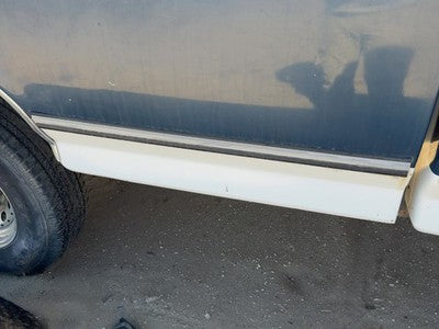 1992 Ford F250 Passenger Right Rear Moulding On Front Of Box Oem