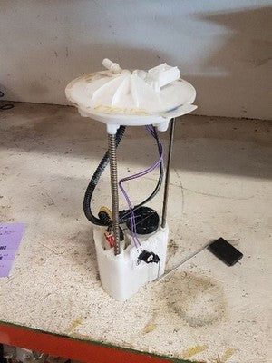 2005-2006 Dodge Ram 2500 Fuel Pump Assembly Sending Unit In Tank Mounted