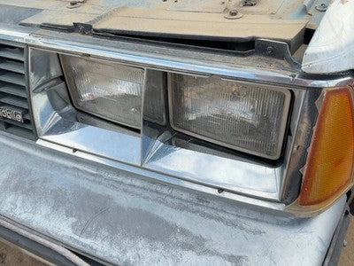 1986 Olds 88 Driver Left Head Light Oem Front Lamp 22524010