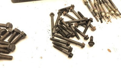 03 Ford F250 6.0L Powerstroke Fuel Injector Lines Glow Plugs Misc Engine Bolts