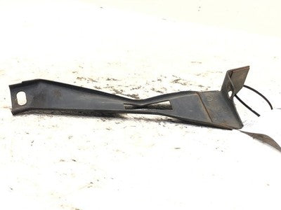 84-87 C4 Corvette Front Inner Fender Wheelhouse Support Bracket Passenger Side
