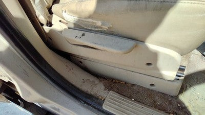 Suzuki Grand Vitara Xl-7 Passenger Right Side Seat Trim Panel Oem Tan