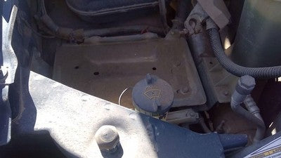 1999-2007 F250 Super Duty Windshield Washer Fluid Reservoir With Pump Wiper Tank