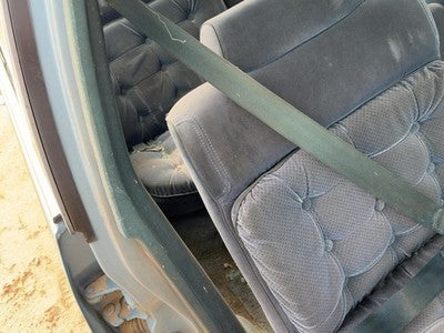 1986 Olds 88 Passenger Right Front Seat Belt Retractor Oem Shoulder Blue