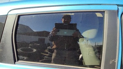2014-2019 Nissan Versa Note Passenger Right Rear Side Window Door Glass Oem Back