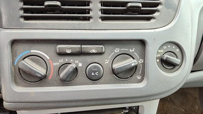 01-03 Toyota Sienna Temperature Control Module In Dash Heater Ac Head Unit Oem