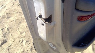 2002 Chevy Venture Driver Left Front Door Latch With Rods/cables Oem
