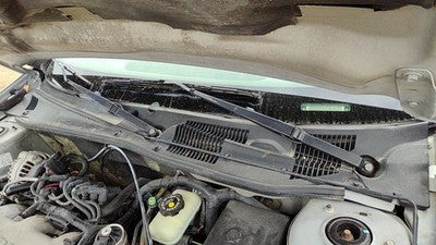 2000 Chevy Malibu Windshield Wiper Cowl Vent Trim Panel Oem Cover