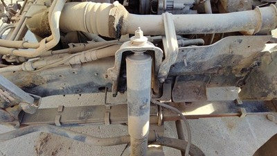 1996 Isuzu Npr Driver Left Upper Shock Mount Brace Bracket Oem 4Bd2 3.9L
