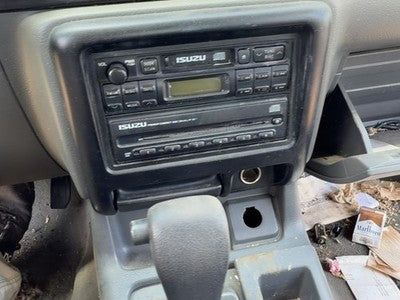 1998-2002 Isuzu Rodeo Trim Bezel Around Radio Surround Dash Panel Oem 5874078