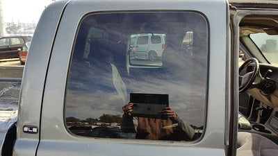 1999-2006 Gmc Sierra 2500 Passenger Right Rear Side Window Door Glass Oem Back