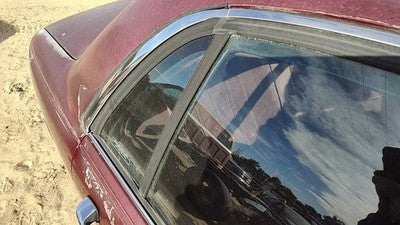 92-99 Buick Lesabre Passenger Right Rear Vent Window Back Door Glass With Frame