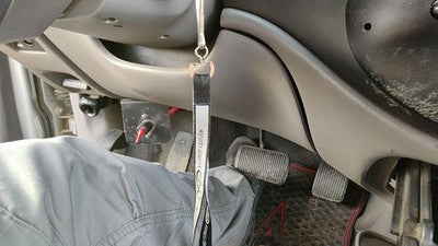 1996-1997 Ford Taurus Lower Dash Under Column Knee Bolster Trim Panel Oem Gray