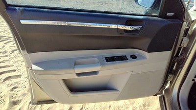 05-07 Chrysler 300 Driver Left Front Door Trim Panel With Master Switch Gray D1