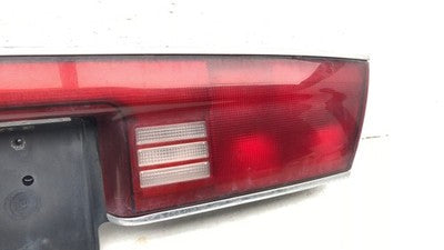 1997-1999 Buick Century Center Tail Light Middle Brake Lamp Oem 05978553