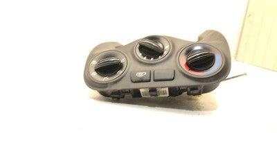 10-11 Rio Temperature Control Module In Dash Heater Without Ac Head Trim Bezel