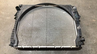 2016 Dodge Ram 4500 Radiator With Fan Shroud Oem Cummins 6.7L At 4X4