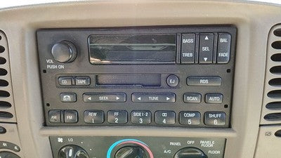 1999-2002 Ford Expedition Stock Radio Oem Factory Stereo Cd Player Xl1Z18806Ea