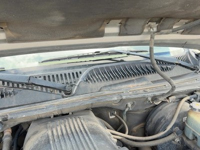 2001 Chevy Suburban Windshield Wiper Cowl Vent Trim Panel Oem Cover