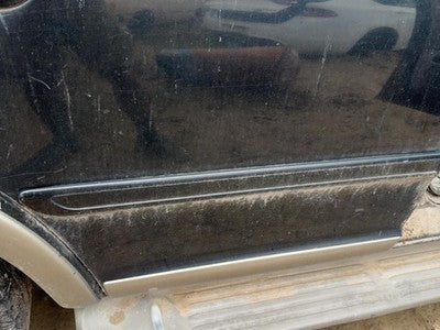 97-02 Ford Expedition Passenger Right Rear Upper Moulding From Door Oem Black