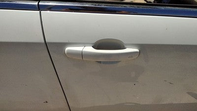 2008-2012 Chevy Malibu Passenger Right Front Outside Door Handle Oem White 50u