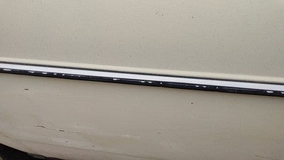 80 Mercedes 300Td Passenger Right Rear Upper Moulding From Door Back Trim Strip